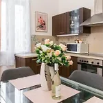 Gozsdu Charming By Nw Apartment
