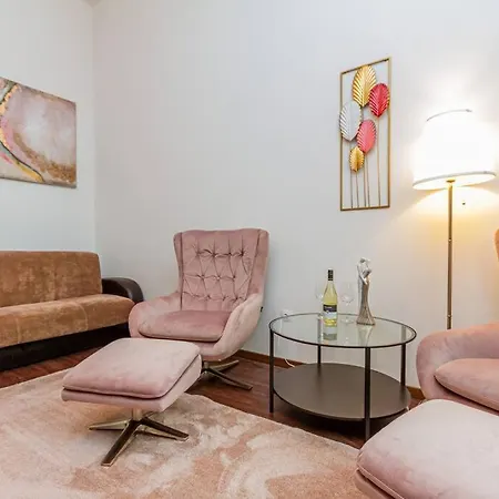 Apartman Gozsdu Charming By Newave