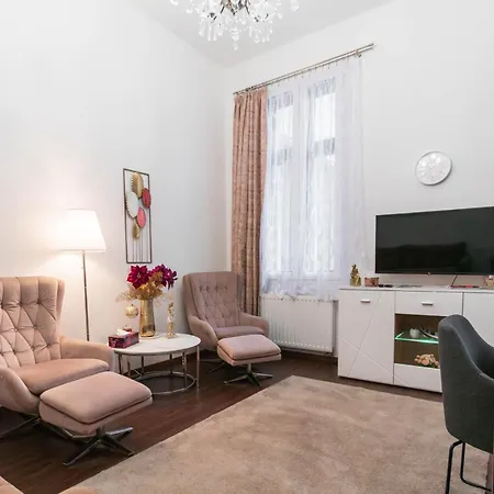Gozsdu Charming By Nw Apartamento *