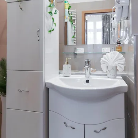 Apartamento Gozsdu Charming By Nw *