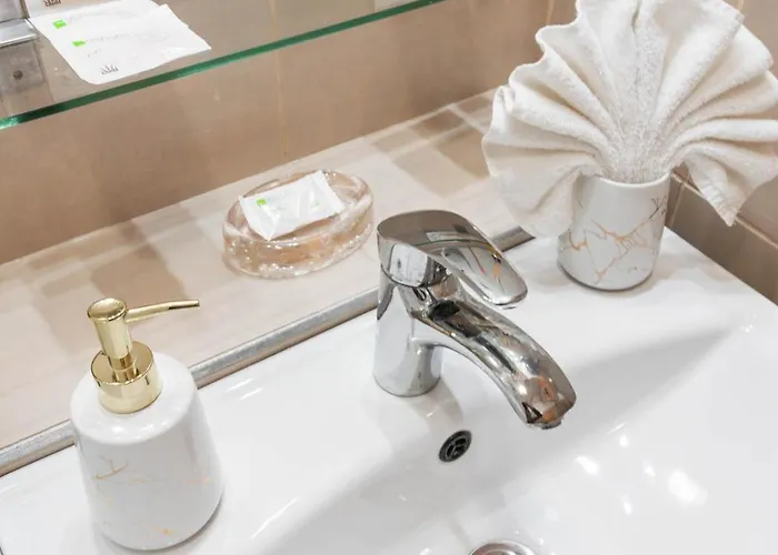 شقة Gozsdu Charming By Newave *