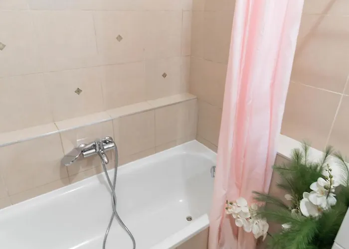 Gozsdu Charming By Newave بودابست