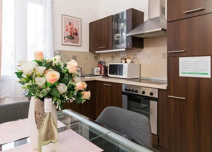 شقة Gozsdu Charming By Newave