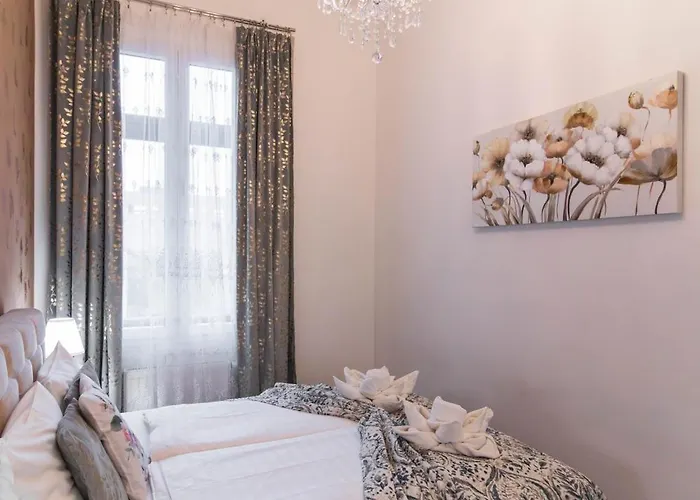 شقة Gozsdu Charming By Newave